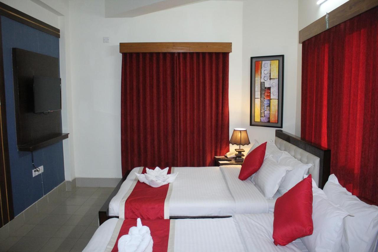 Hotel Grand Circle Inn Dhaka Zewnętrze zdjęcie