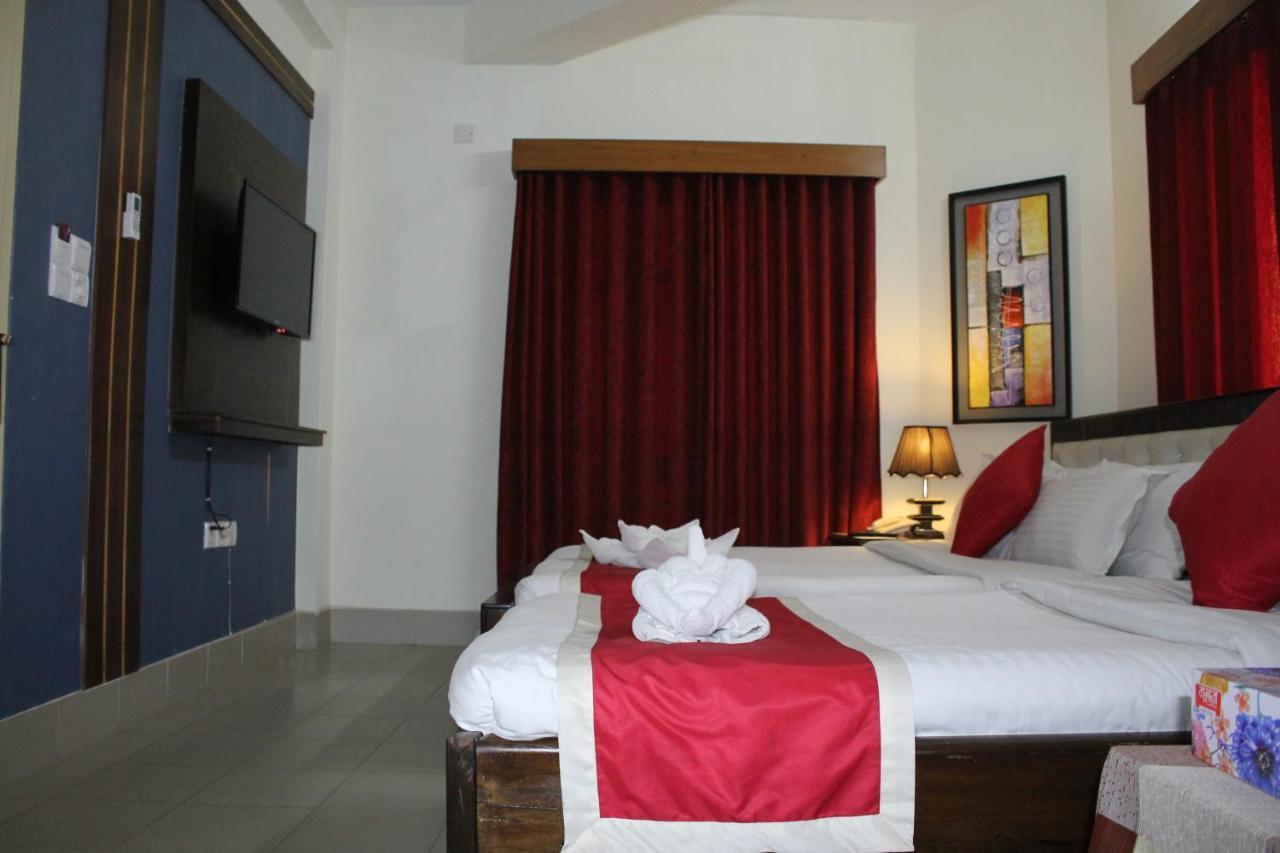 Hotel Grand Circle Inn Dhaka Zewnętrze zdjęcie